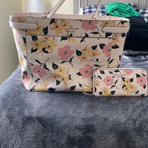 Kate spade purse & matching wallet